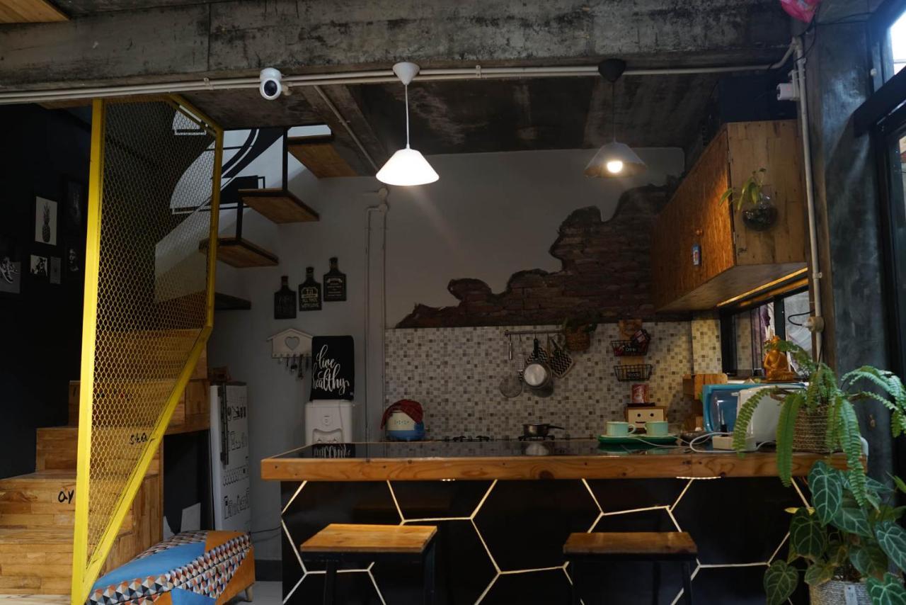 Happy House Bnb Bromo Backpacker โปรโบลิงโก ภายนอก รูปภาพ