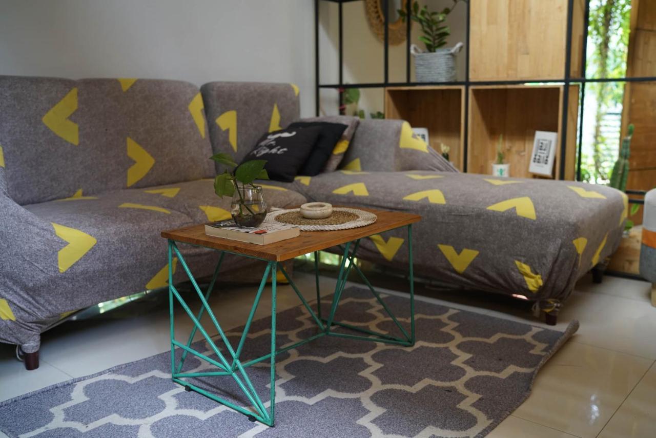 Happy House Bnb Bromo Backpacker โปรโบลิงโก ภายนอก รูปภาพ