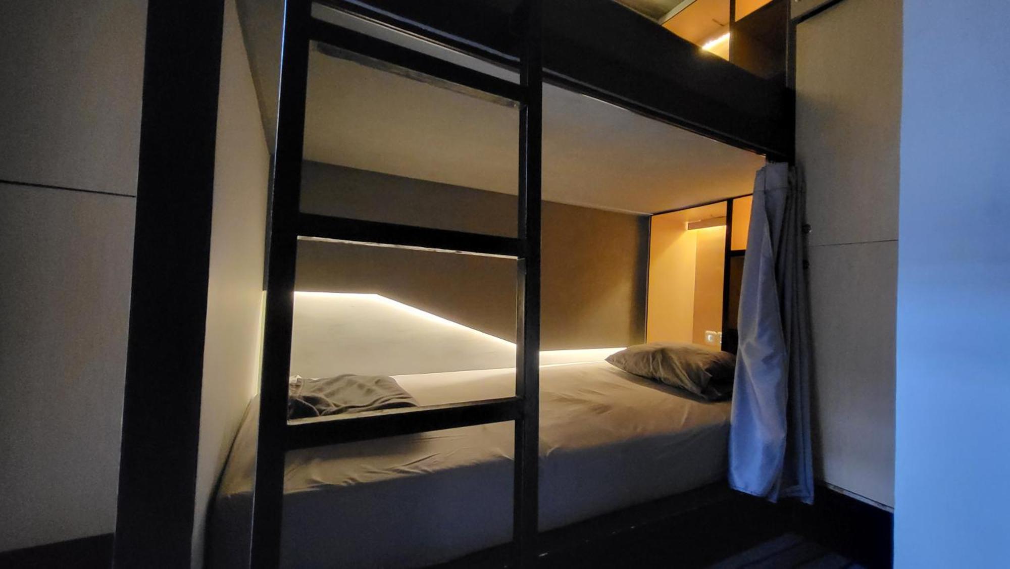 Happy House Bnb Bromo Backpacker โปรโบลิงโก ภายนอก รูปภาพ