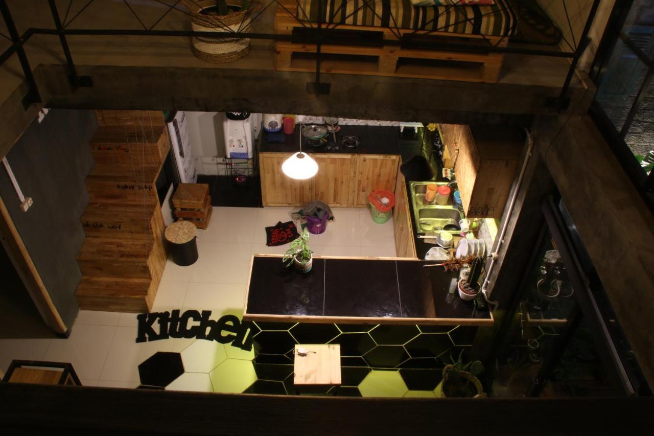 Happy House Bnb Bromo Backpacker โปรโบลิงโก ภายนอก รูปภาพ